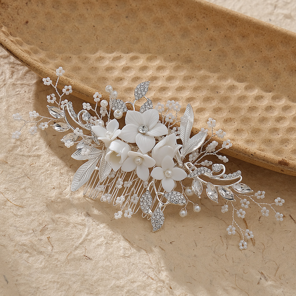 Mianino's new Mianino beaded hair comb, Korean-style handcrafted ceramic flower arrangement comb, bridal dress accessories and headwear details Picture