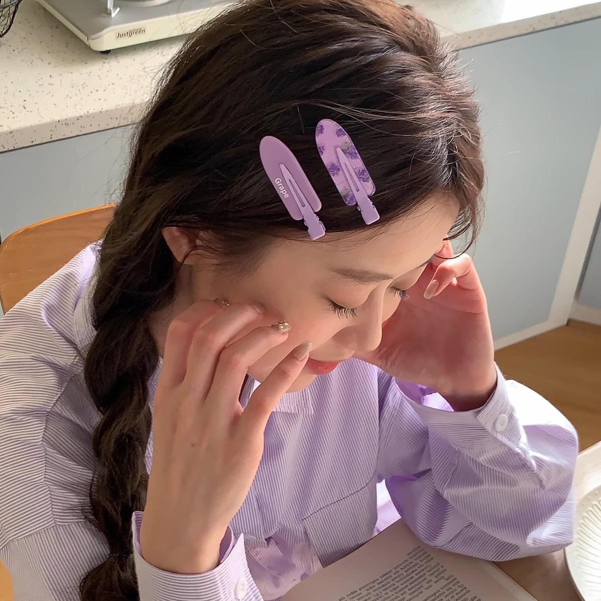 Sweet and cute juice, seamless hair clips, women's forehead bangs clips, makeup clips, hair clips, broken hair, straight clips, headwear and hair accessories Application Scenario