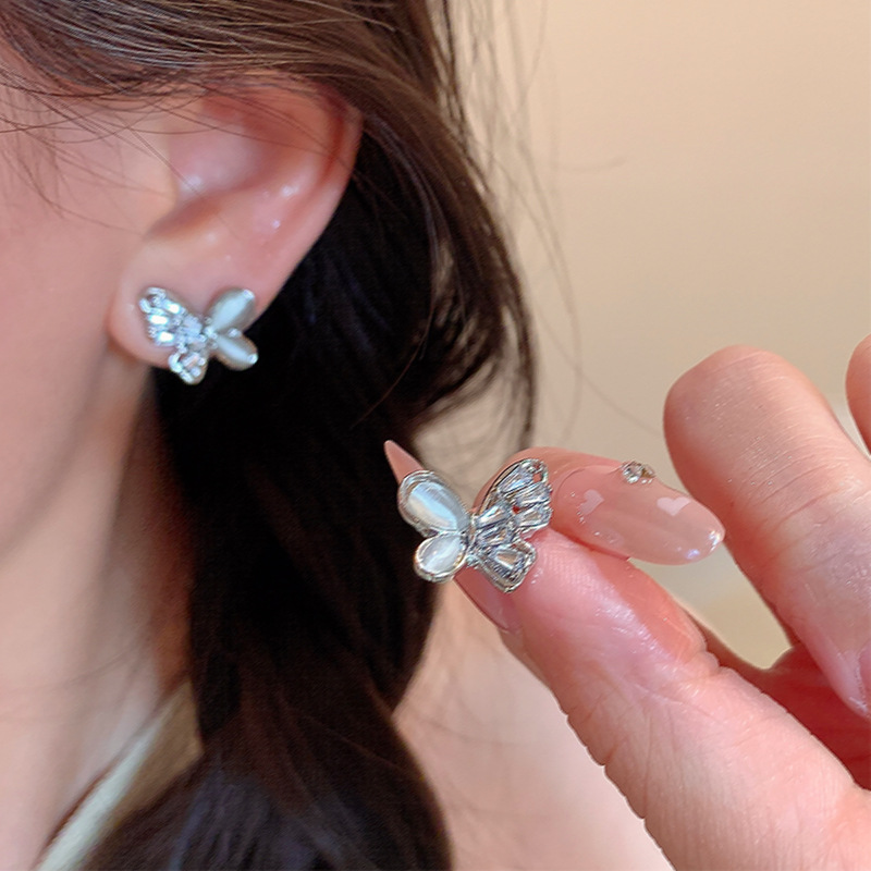 Super ethereal zircon butterfly stud earrings for women, a light luxury and high-end look, cat's eye stone earrings, unique and popular earrings wholesale details Picture