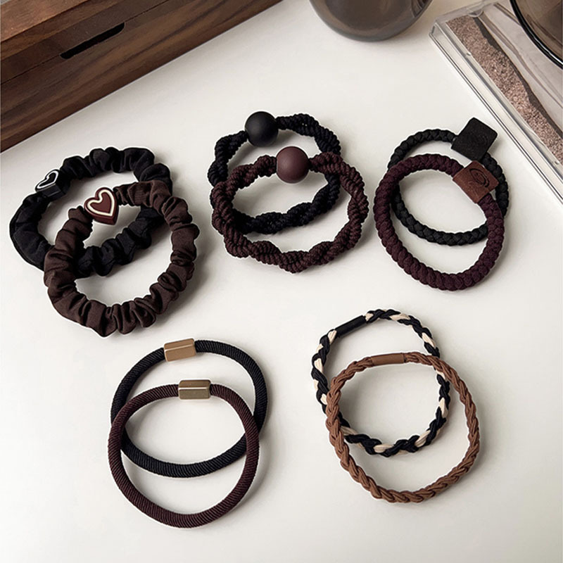 Korean version heart-shaped hair tie women's hair band 2023 New style simple, high-elasticity and durable hair tie that won't damage hair bands Application Scenario