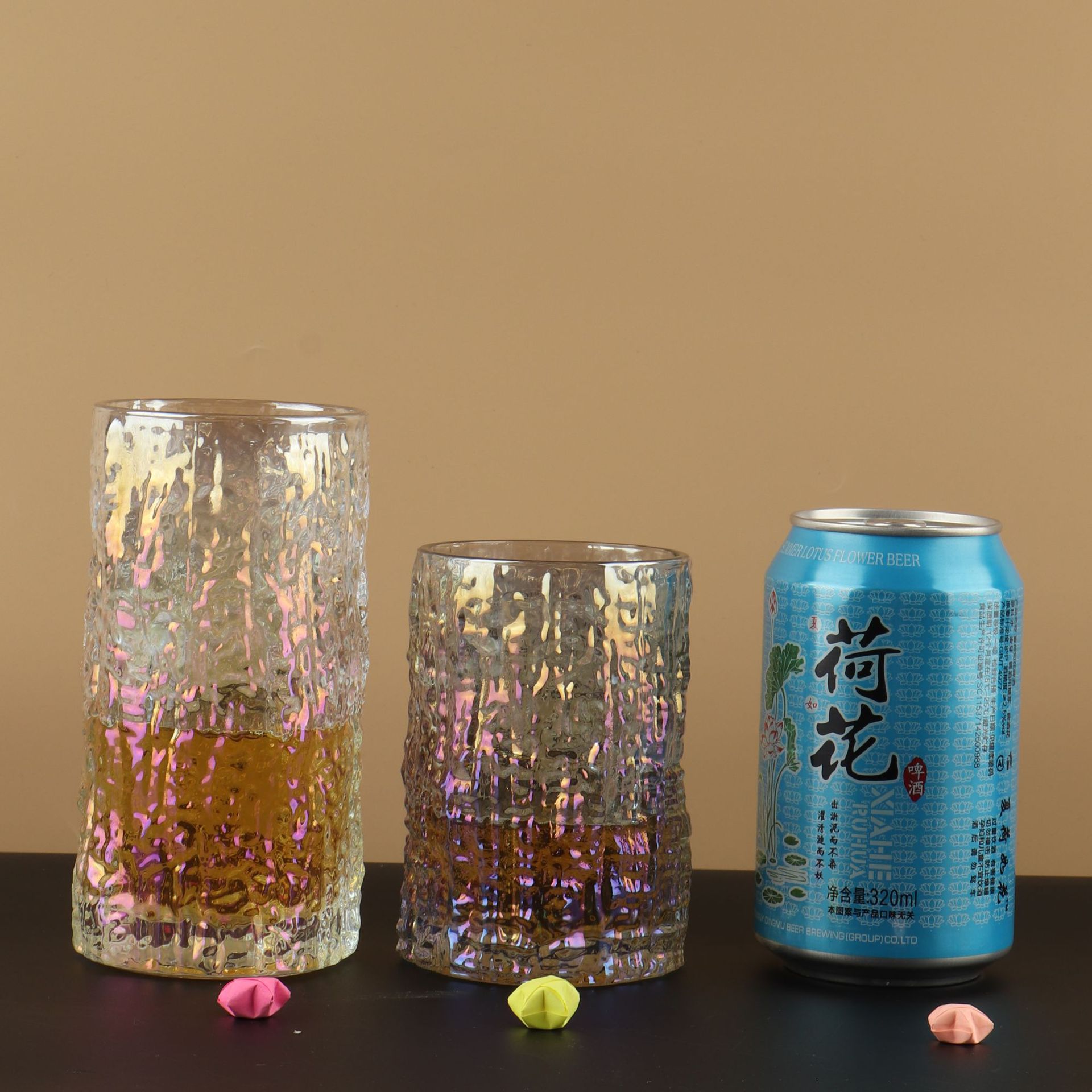 New colorful tree-patterned cups, European-style creative gold-edge hammer-patterned cups, high-appearance level foreign wine glasses, juice cups and beverage cups Application Scenario