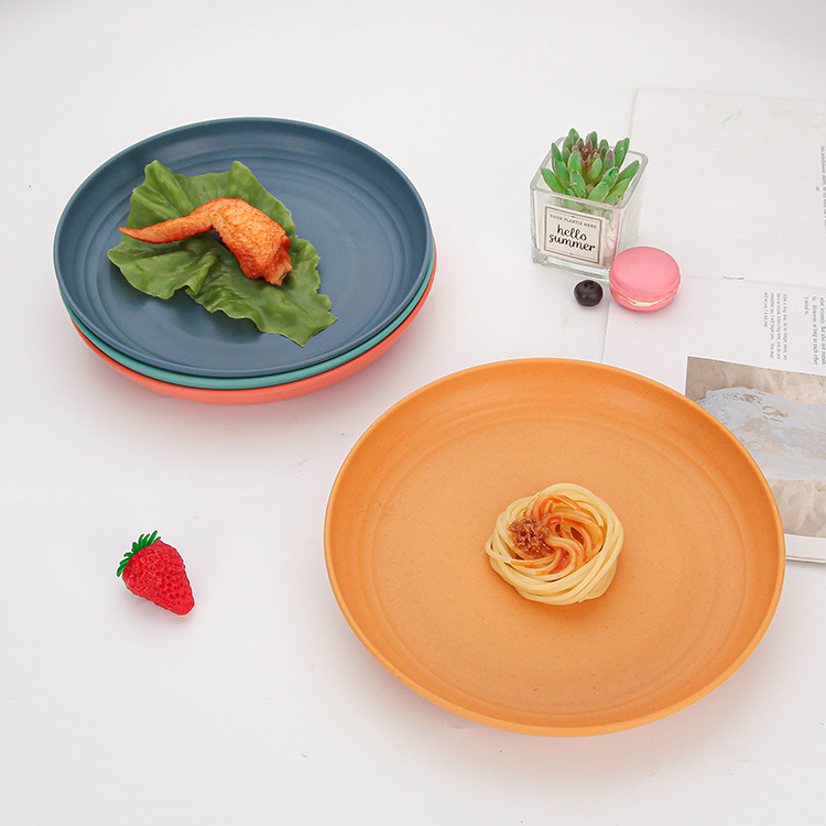 Creative wheat straw home simple plastic round plate, barbecue snack inventory, fruit plate, snack dessert plate Application Scenario