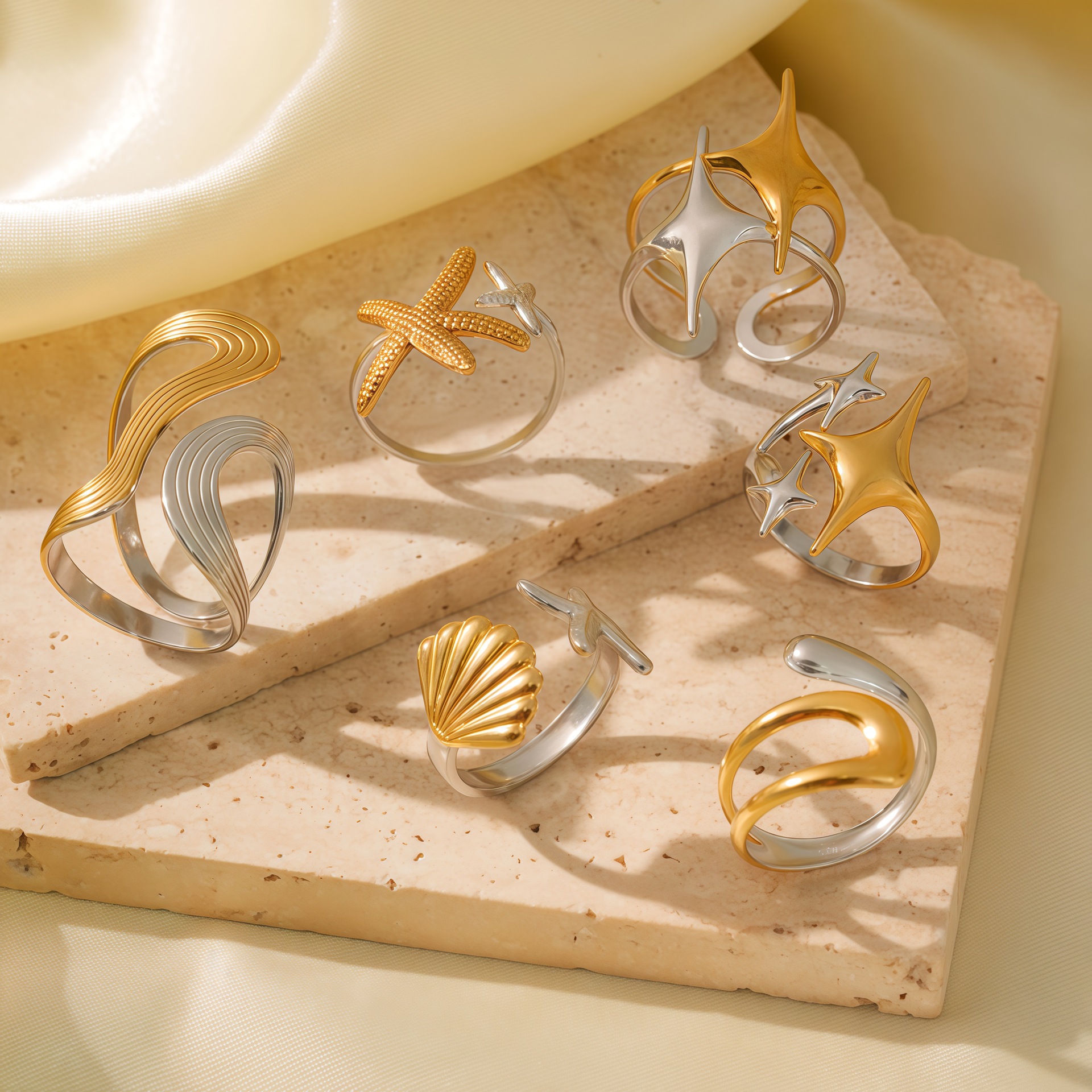 European and American cross-border U-shaped irregular titanium steel ring with adjustable opening, electroplated 18K gold design, women's ins style ring details Picture