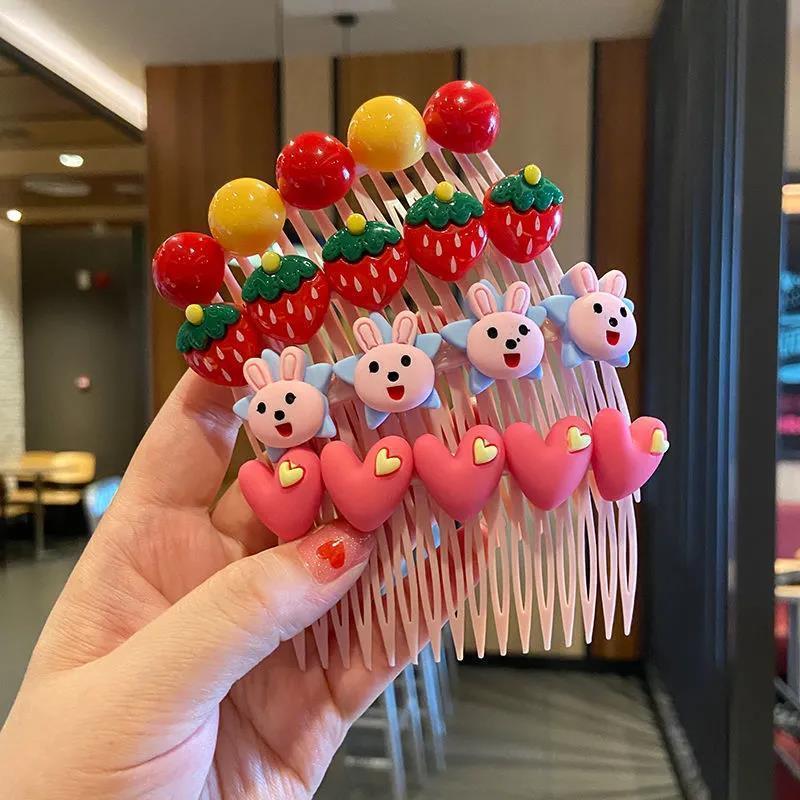 Children's hair combs and pins, little girls' bangs combs, girls' hair clips and headwear, baby hair accessories, broken hair arrangement, hair clip wholesale Application Scenario