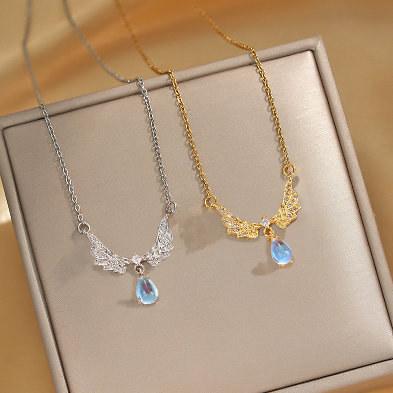 Fashionable and colorful gemstone angel wing titanium steel necklace, women's personality, versatile, light luxury collarbone chain, wholesale of internet-famous accessories full figure