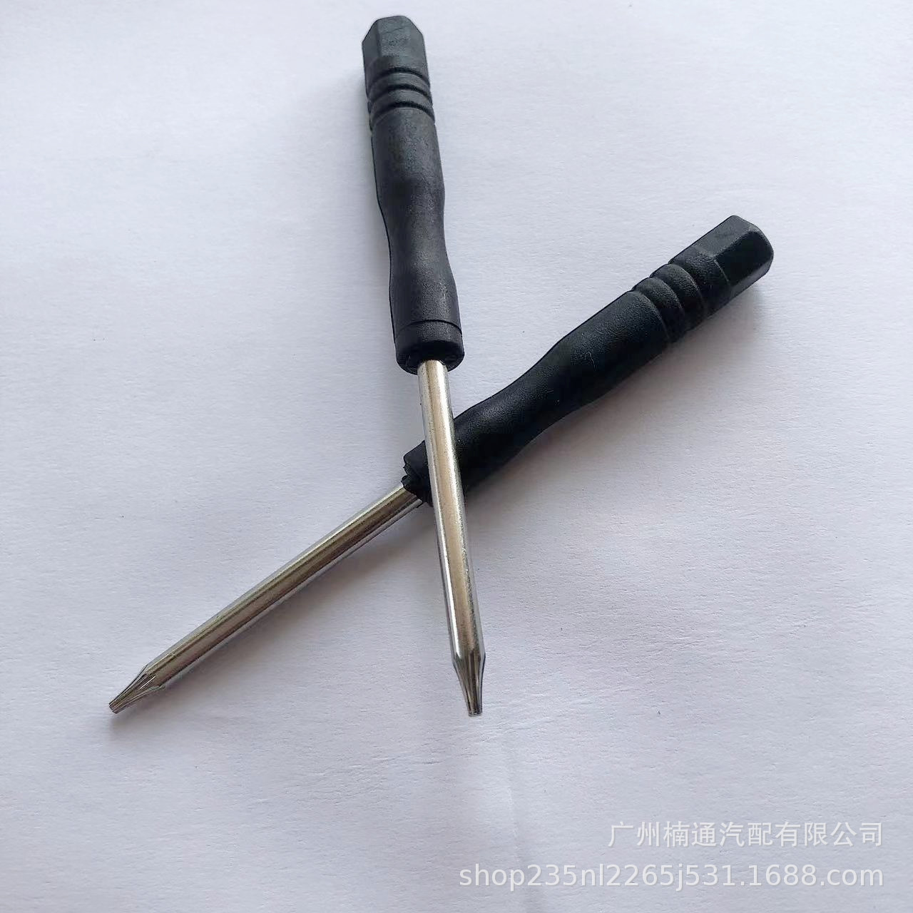 The T4 star-shaped screwdriver, a special tool for disassembling the Xiaotiancai smartwatch, is a helper for disassembling the device and a small hexagonal screwdriver Application Scenario