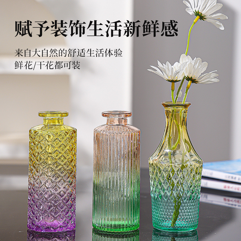 Wholesale glass gradient vase, model house, sales office, villa, modern and simple decorative items, simple vase details Picture