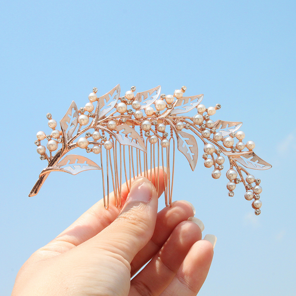 European and American InS-style wedding dress headwear, cross-border alloy hollowed-out leaf hair comb, pearl water diamond updo hair comb Application Scenario