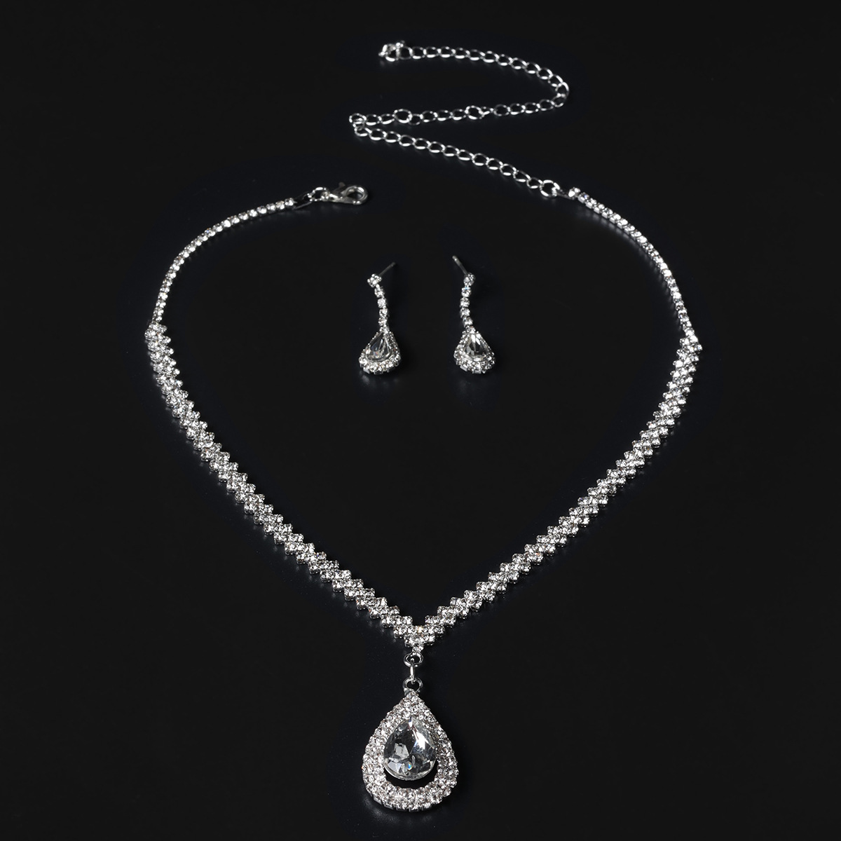 Korean-style fashionable and elegant sparkling diamond luxurious water drop bride set, bride accessories necklace earrings set N5644 Specification drawing