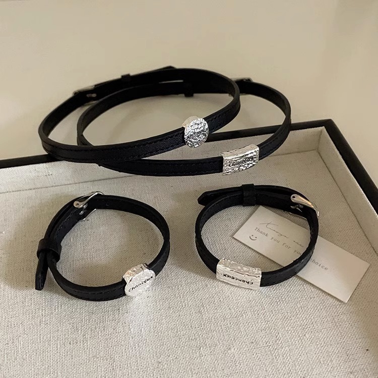 Black leather rope necklace, 2023 new style collarbone chain, unique and elegant choker neck chain, collar, women's bracelet details Picture