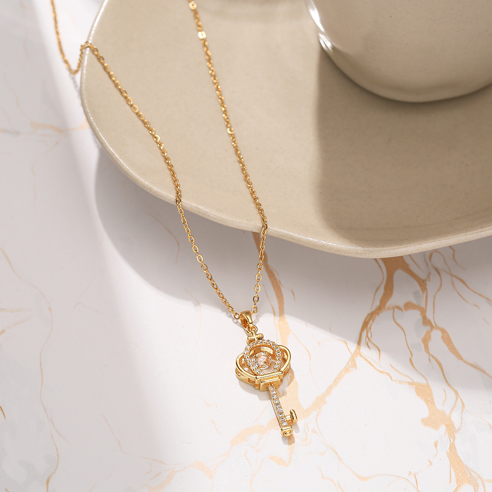 The new Instagram dynamic key titanium steel necklace is a unique and high-end gift for women on the Qixi Festival. It's a popular collarbone chain Application Scenario
