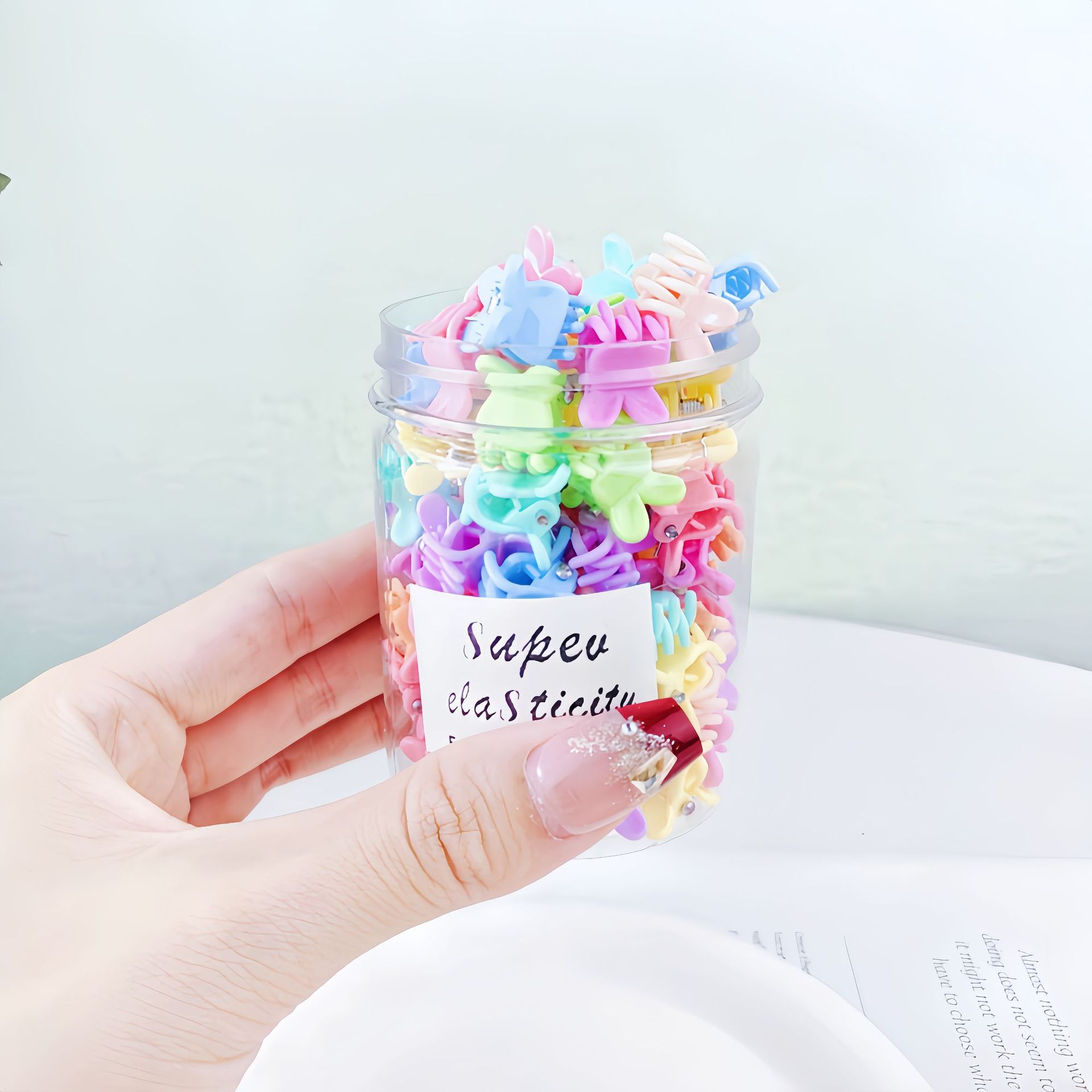 Children's small grabbers, girls' hair accessories, baby hair clips, baby princess hair accessories, girls' headwear clips, bangs, hair clips, claws Application Scenario