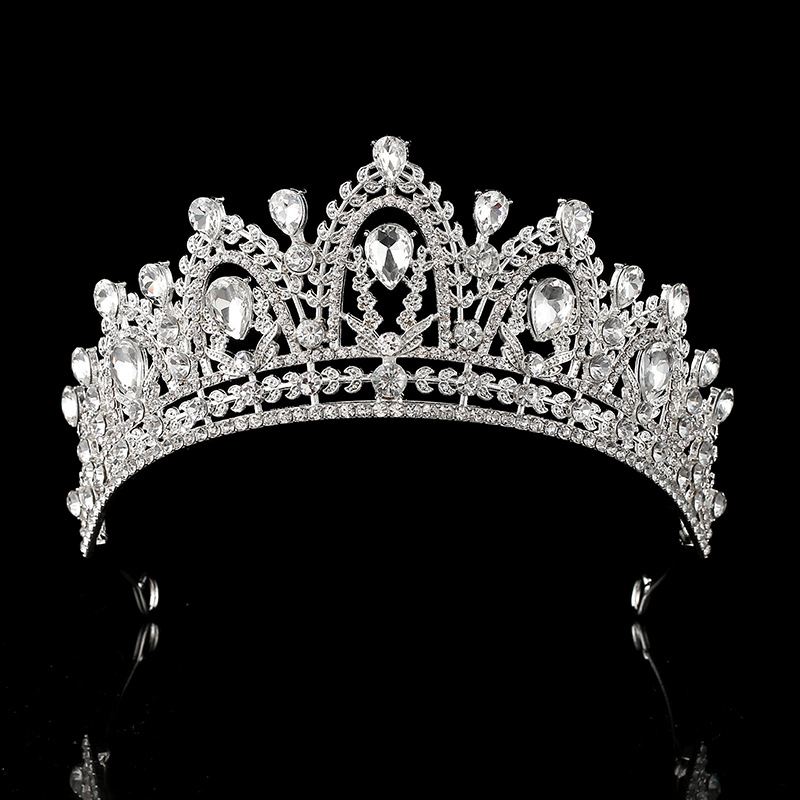 The bride's diamond-encrusted crown headwear, a grand wedding accessory with a European and American style, and a crystal princess birthday crown hair accessory full figure