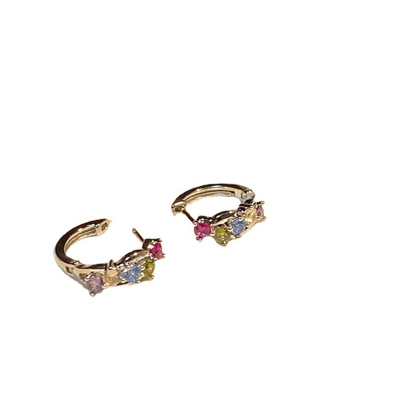 The colorful diamond-encrusted ear buckles from Dongdaemun, South Korea, are a niche and simple ins style versatile earring with a light luxury and high-end feel for women Item Picture