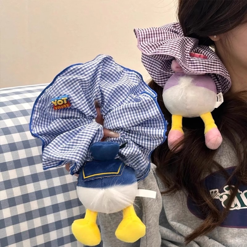 Korean-style polka dot bow hair band, exaggerated half-body doll headwear, 2025 new cartoon cute hair band, headband girl Application Scenario