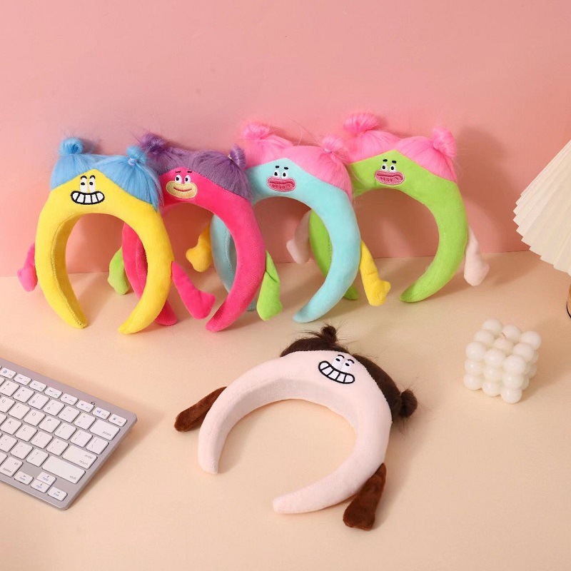 The 2023 new style of funny hair band and hair accessory for washing the face, the same cute cartoon style as the Internet celebrity, super cute and can be used to tie hair for girls full figure