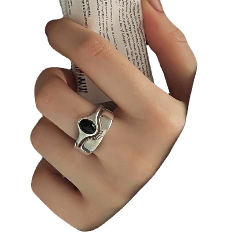 A niche design with a sweet and cool style, double-layer black oval stone open ring, a simple and fashionable hip-hop ring for women Item Picture