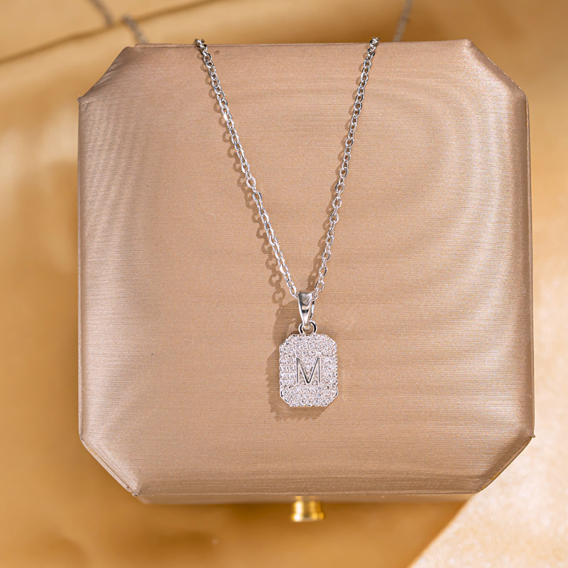 Silver M letter full diamond titanium steel necklace for women, simple and versatile, light luxury collarbone chain, stylish and trendy online celebrity accessory wholesale full figure