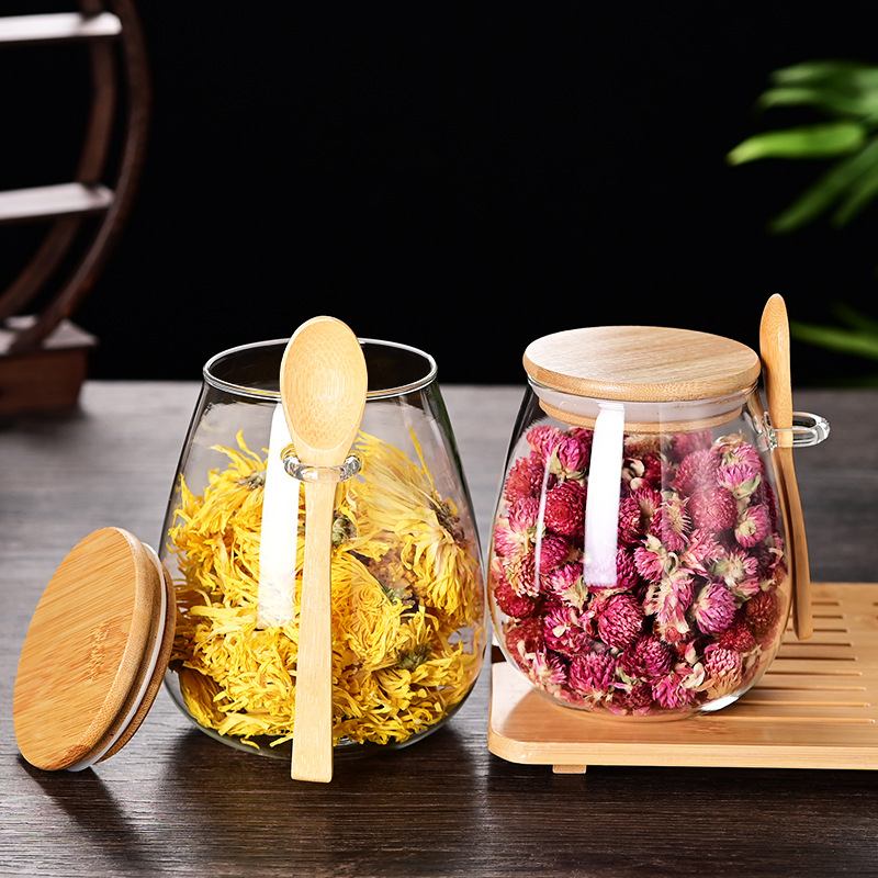 Glass tea canister with spoon flower tea canister, household small tea canister for tea storage, sealed tea canister for grains and cereals Application Scenario