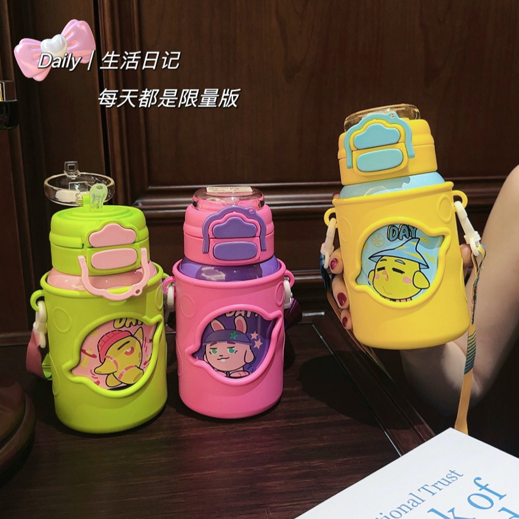 Creative cartoon portable 316 stainless steel insulated cup, outdoor slanted straw cup, cute jumping water cup for students full figure