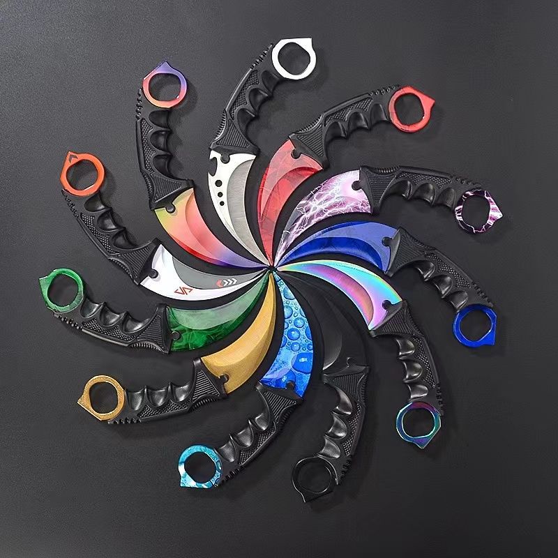 Factory wholesale outdoor portable self-defense claw knives, CSGO game peripheral toy models, high-hardness stainless steel details Picture