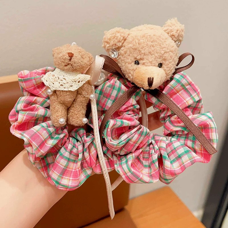 Children's hair tie, cute rabbit bear checkered large intestine hair band, sweet and stylish girl with bun hairstyle 2024 new style full figure