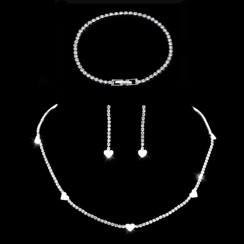 Amazon Accessories Supply's brand-new jewelry set: Silver simple heart-shaped women's necklace and earrings Set N6229 full figure