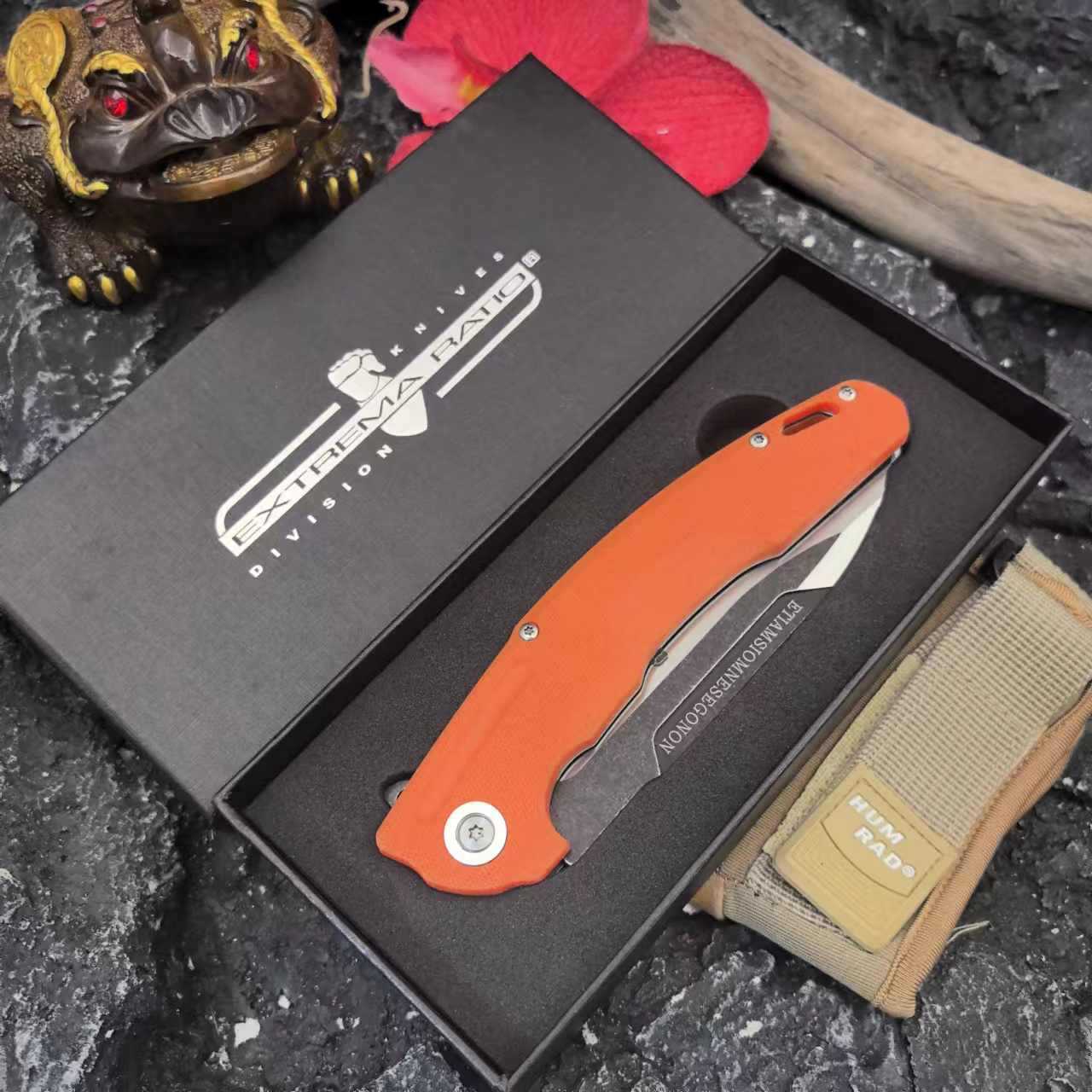 Extreme force Flying Fish Outdoor high-hardness folding knife, wilderness survival knife, portable tactical knife, camping knife collection undefined