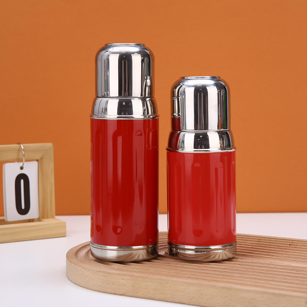 Large-capacity 316 stainless steel insulated cup, outdoor travel fitness with handle rope insulated pot, vacuum portable sports pot Application Scenario