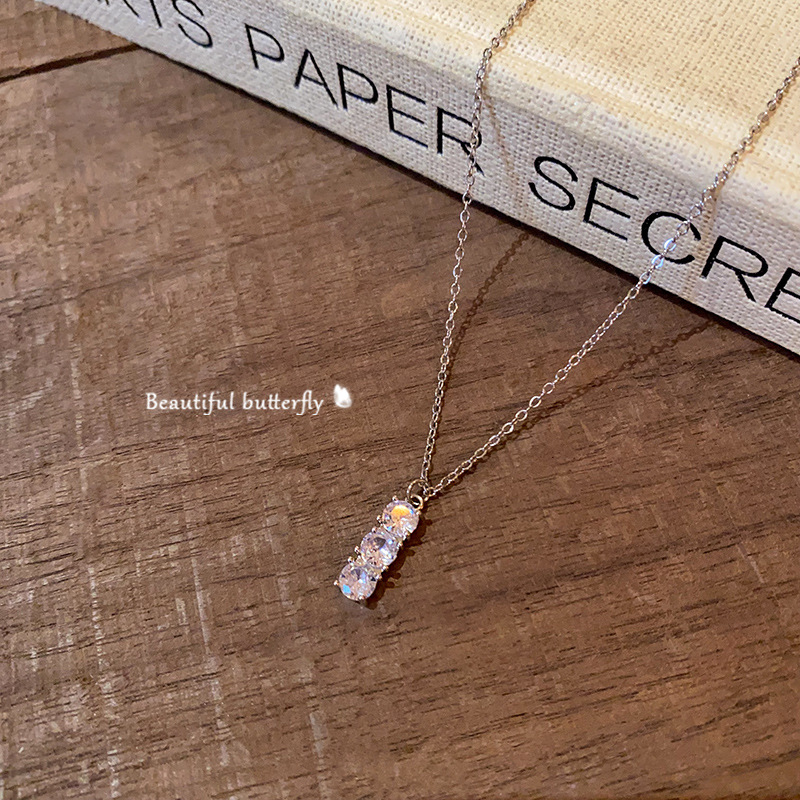 Sparkling starry Sky titanium steel necklace for women, summer light luxury sweater chain, high-end zircon pendant, collarbone chain accessory for women Specification drawing
