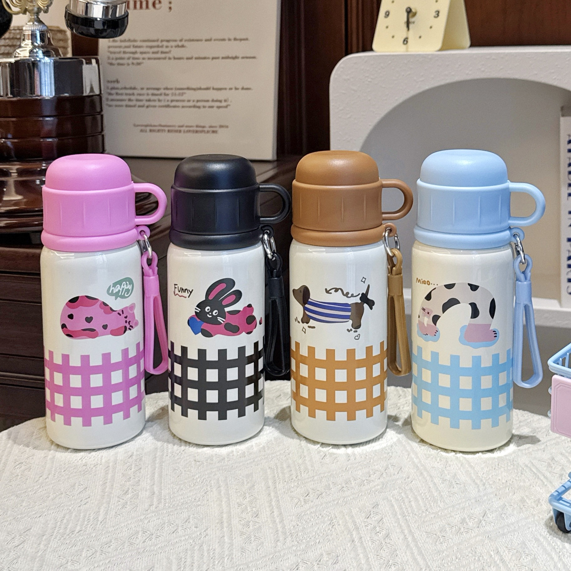 Cartoon animal insulated cup, cute style, high appearance level, new tea brewing cup, portable, dual-purpose with one lid, stainless steel cup details Picture