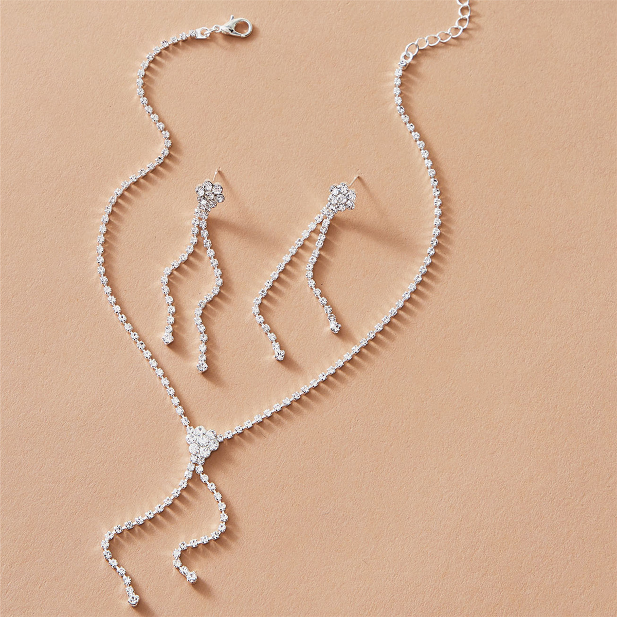 Cross-border accessories: Simple floral, diamond-encrusted tassel necklace, earrings set, versatile wedding accessories for brides, N6060 full figure