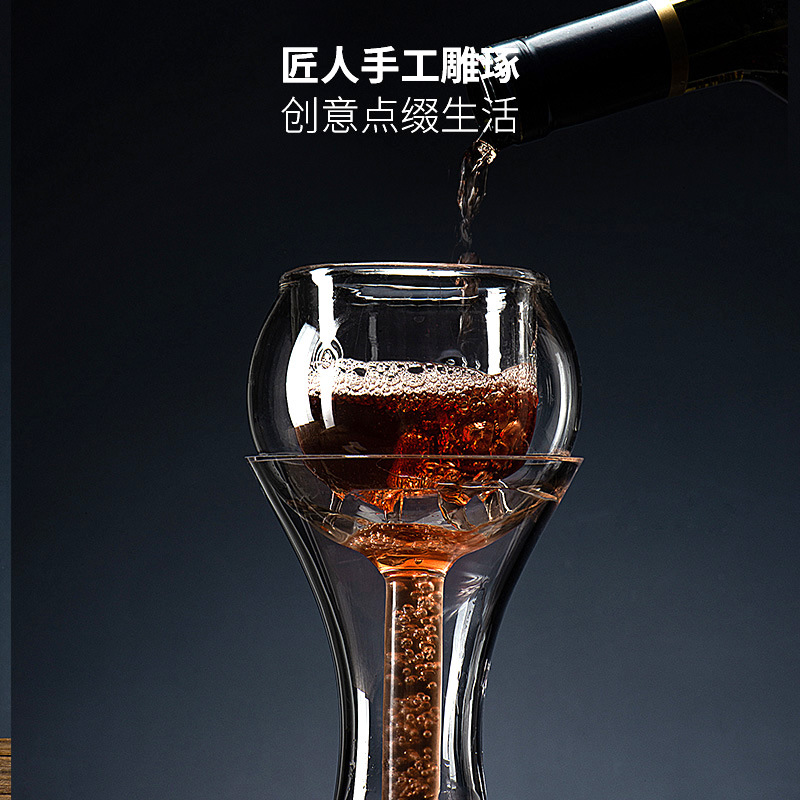 Quick decanter set for home use, luxurious and high-end glass wine, ice mountain decanter, wine divider Application Scenario