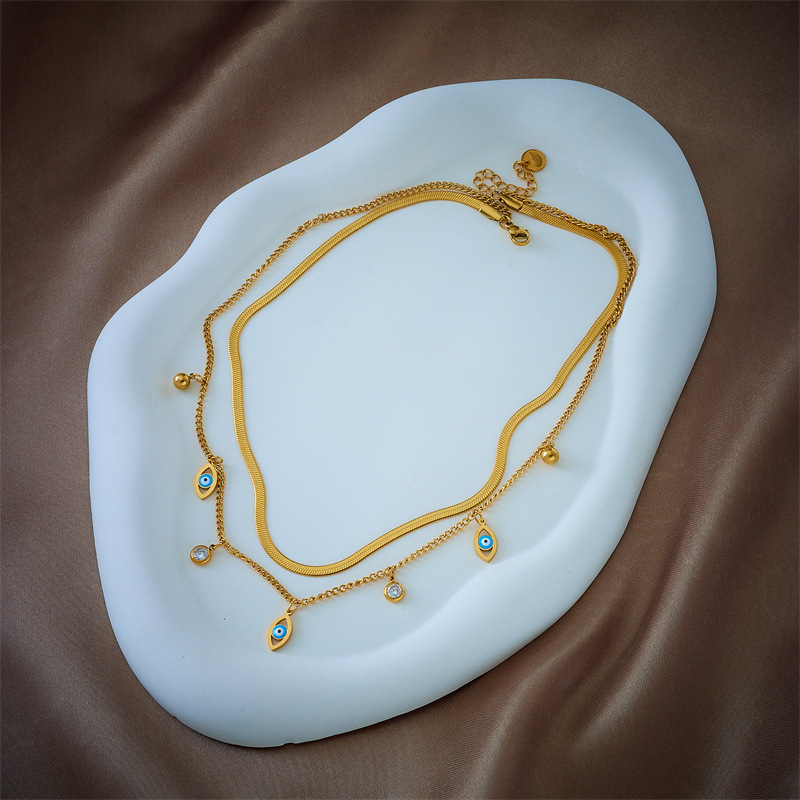 A stylish and simple double-layer titanium steel chain with diamond eye pendant from Europe and America, a punk high-end and versatile necklace Specification drawing