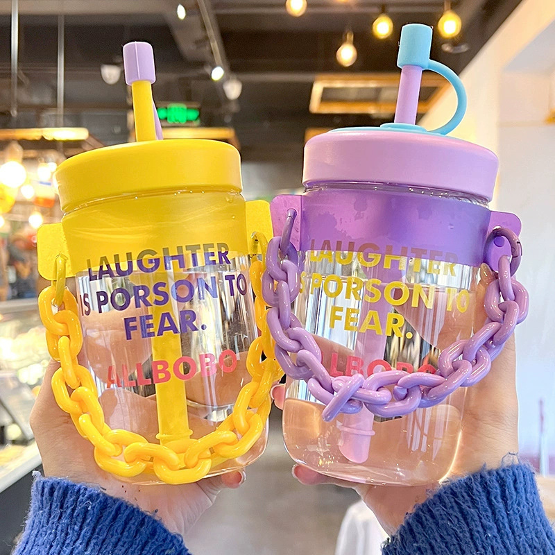 Summer girls' glass cup with dopamine, high appearance level, straw water cup, simple with chain, portable and heat-resistant coffee cup Specification drawing