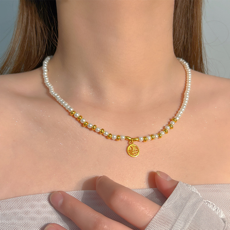 Shi Family Pearl necklace, a niche, light luxury design for women, exudes a sense of high-end fashion and elegance. Collarbone chain, neck chain, sweater chain, pearl chain Specification drawing