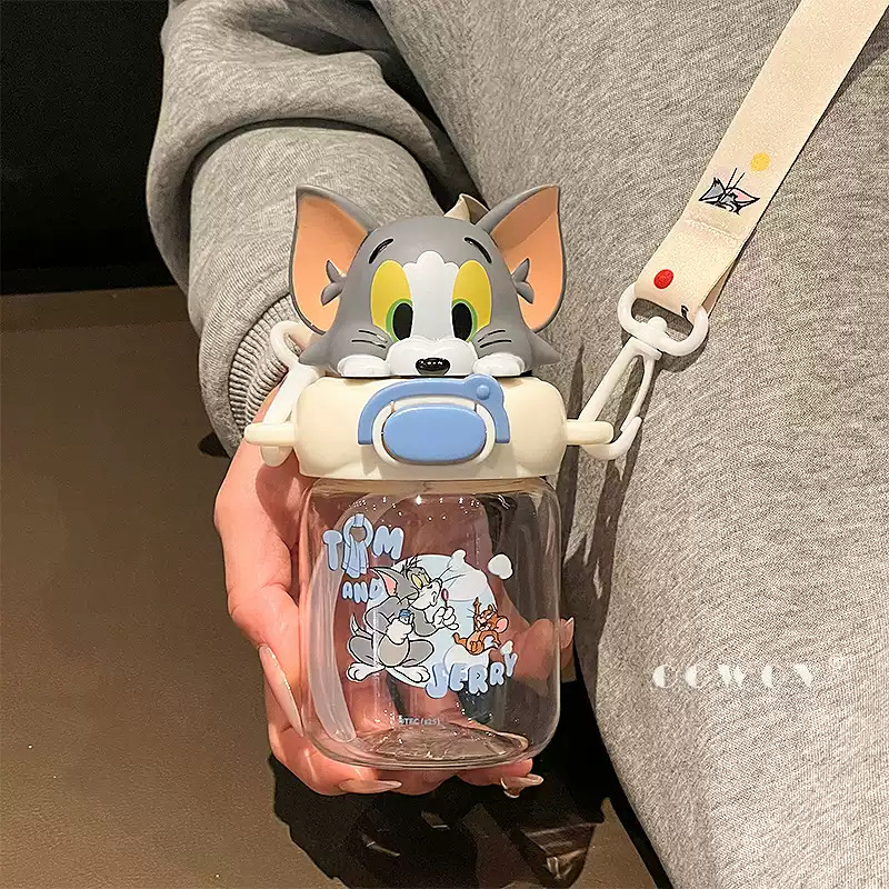 Tom and Jerry tritan water cup, cute for children, girls' straw cup, good-looking, portable cup for students to go to school details Picture