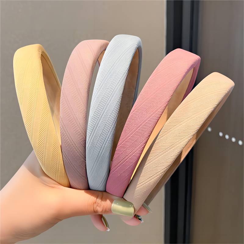 ins candy-colored sponge hairband, a sweet solid-color headband for Internet celebrity girls, a simple Korean-style hair clip for summer full figure