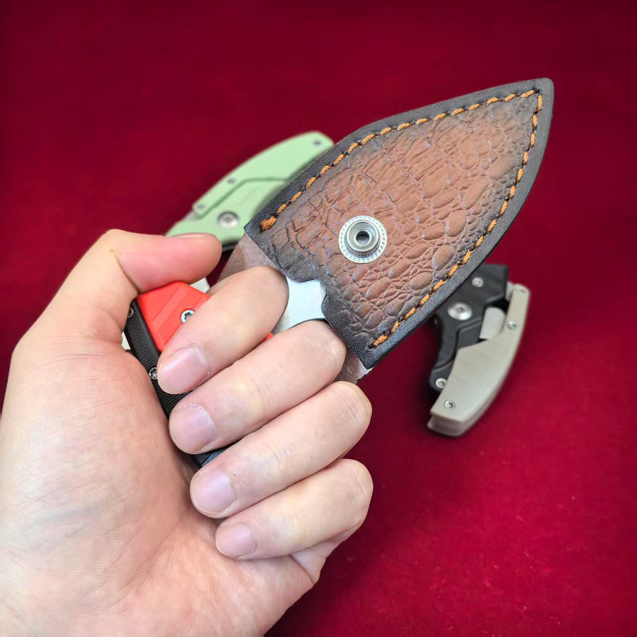 Cross-border multi-functional knives, outdoor survival all-in-one small knives, portable self-defense creative folding knives, exquisite leather cases in stock Application Scenario