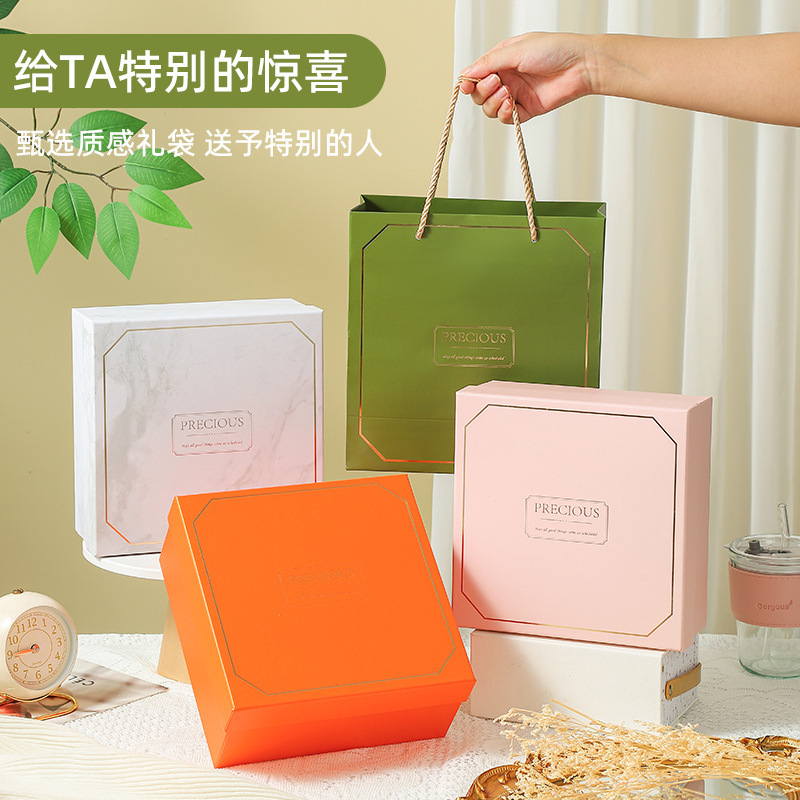 The souvenir box can be printed with a logo. It is a practical gift for employees' birthday presents, business company events, and graduation Application Scenario