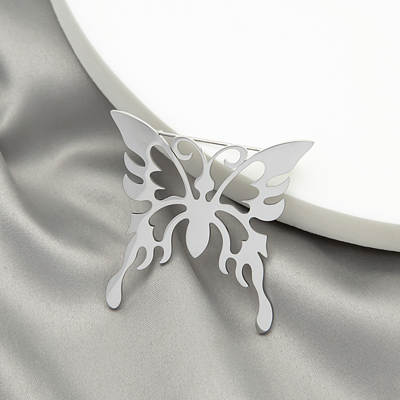 European and American cross-border personalized stainless steel animal brooches, butterfly and spider pins, cold style suit accessories factory direct sales Specification drawing