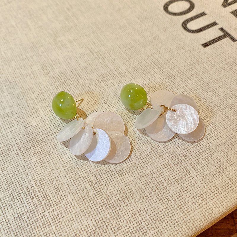 Avocado green earrings for women, 2025 new bestsellers, vacation-style stud earrings, trendy and versatile earrings wholesale Specification drawing