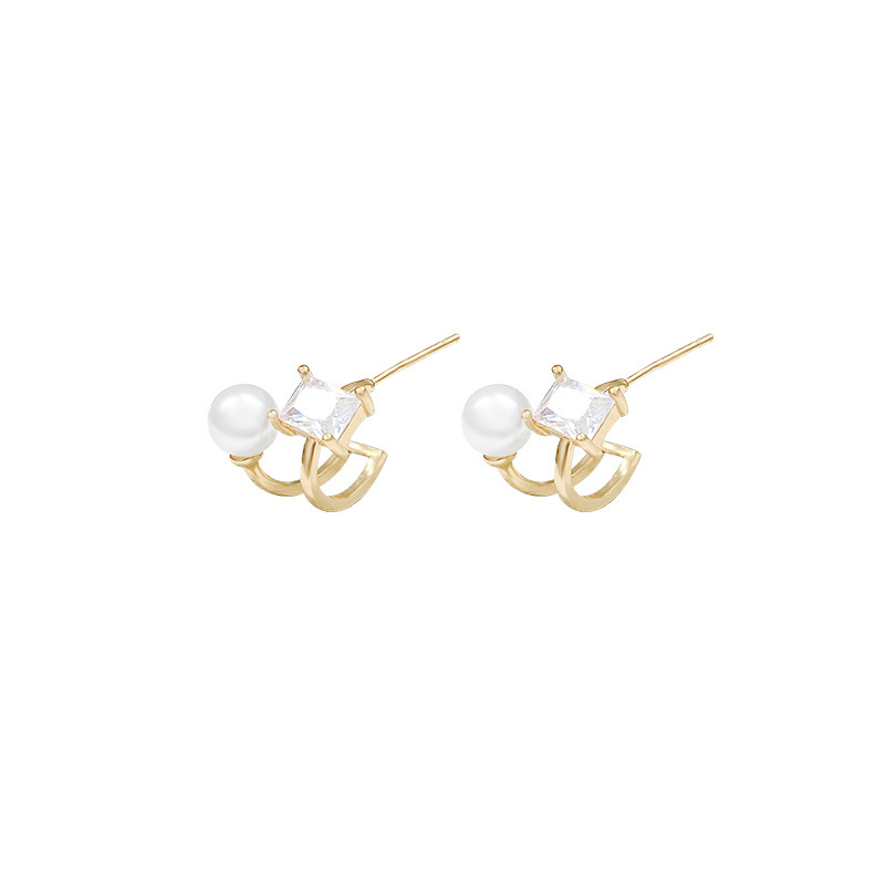S925 Silver Needle French Chanel-style pearl earrings, fashionable and high-end, individual and simple, zircon stud earrings wholesale Item Picture