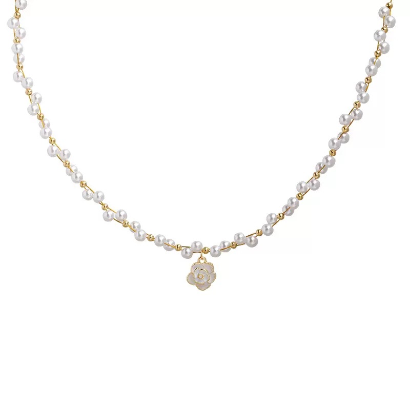 French pearl camellia necklace, a new high-end style for women in 2024, a popular collarbone chain and a trendy necklace accessory Item Picture