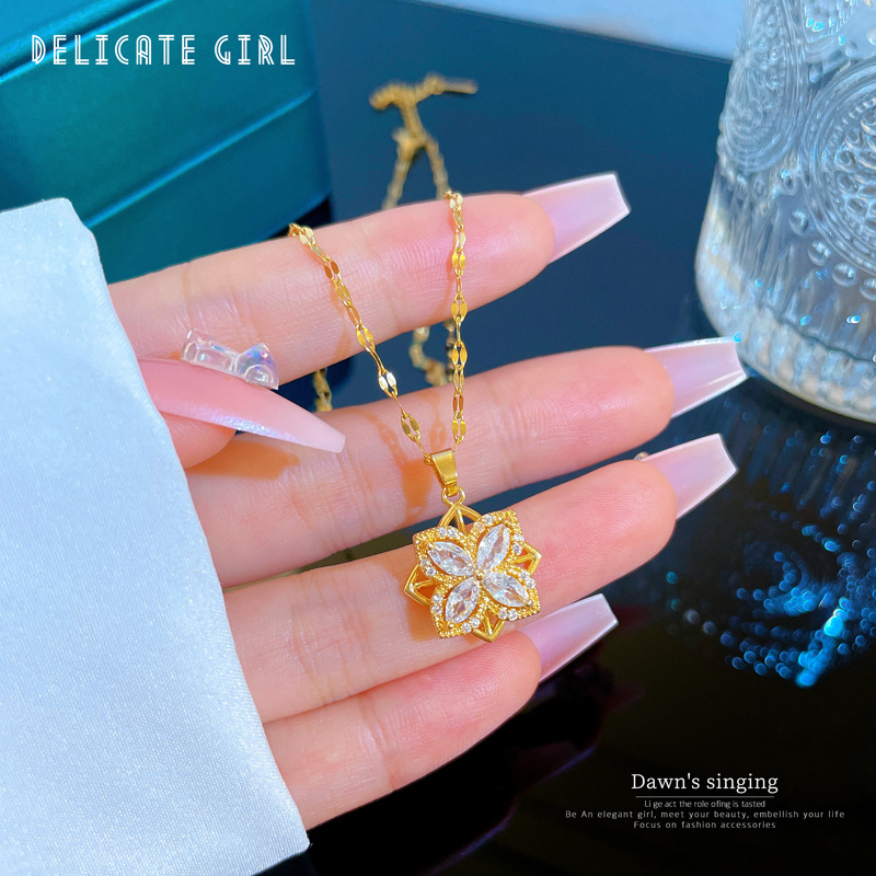 【 Titanium Steel 】 Light Luxury rotating flower Zircon light luxury design Versatile Korean style Instagram Niche design live-streaming necklace Application Scenario