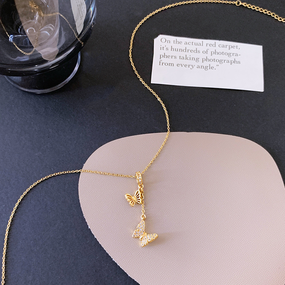 Korean version of the Instagram style Su Shuang butterfly titanium steel necklace, exquisite zirconium pendant for women, niche high-end feel, Internet celebrity collarbone chain Application Scenario