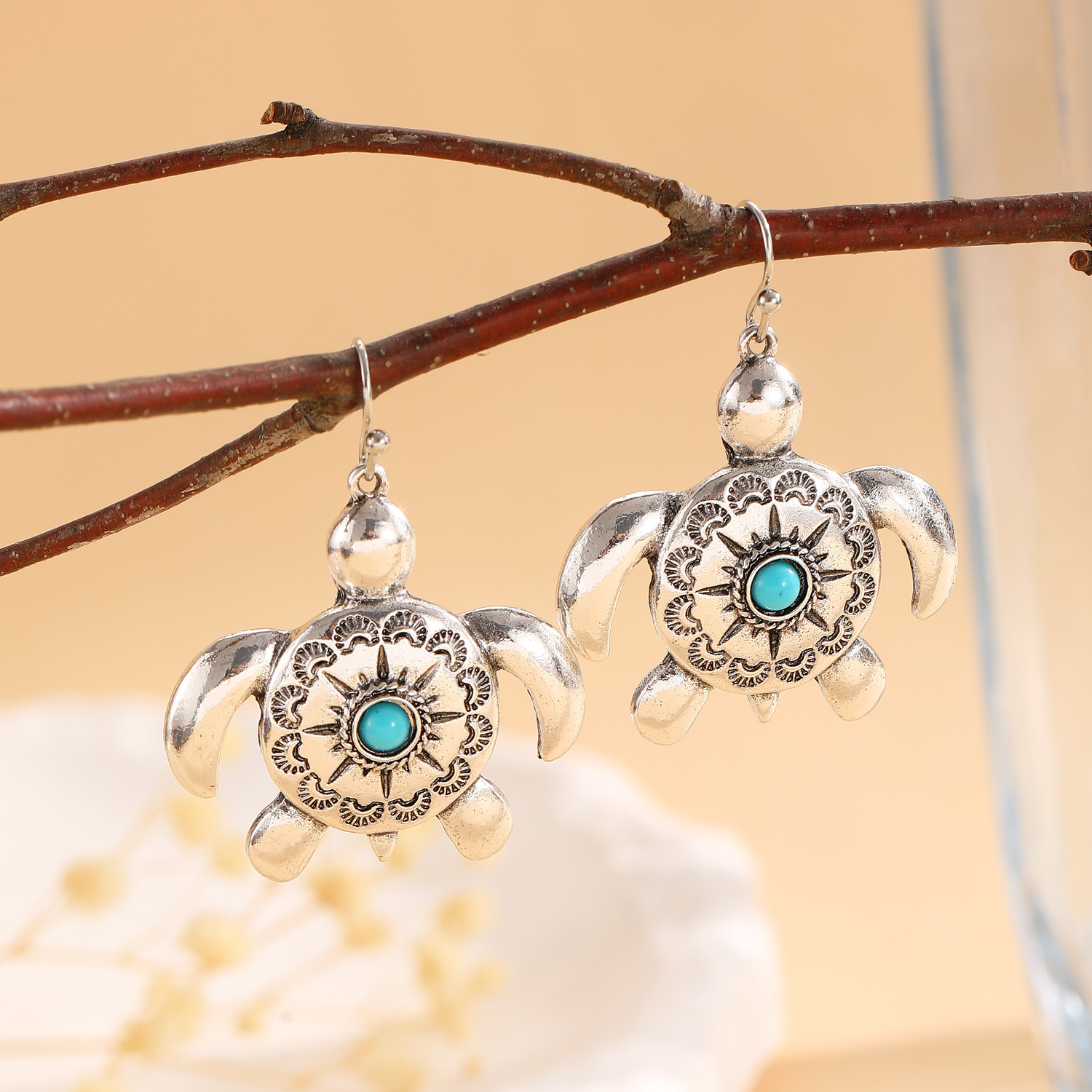 European and American cross-border retro turtle earrings, women's accessories, ethnic style ocean dolphin, octopus, starfish, flower earrings and earrings details Picture