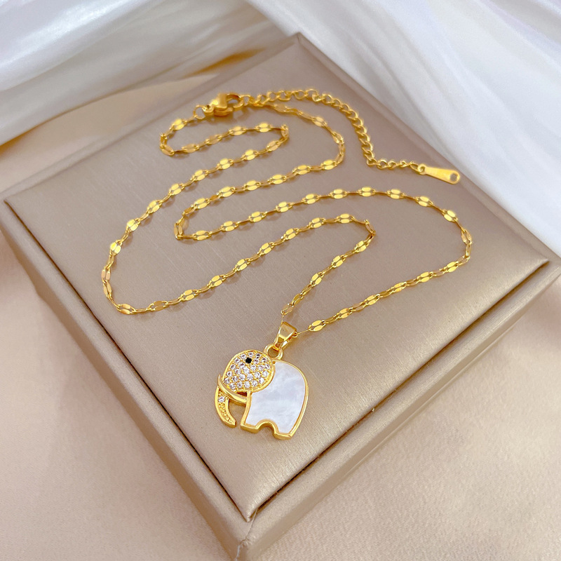 【 Titanium Steel 】 Light luxury and elegant shell elephant necklace, versatile collarbone chain for female Internet celebrities, titanium steel chain Application Scenario