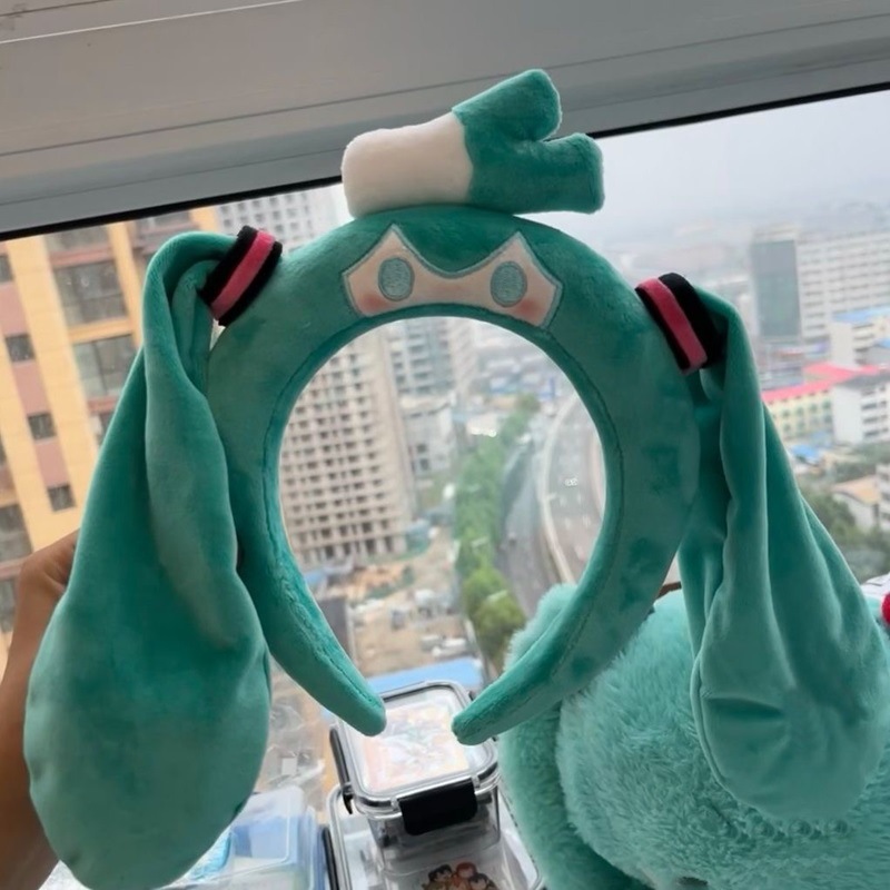 Hatsune Miku's same style doll headband for washing face, personalized plush headband hair accessory, 2024 cute cartoon super cute card full figure