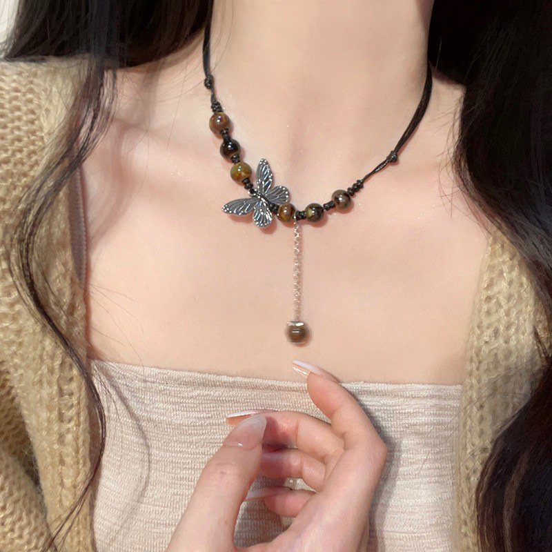 New Chinese-style butterfly necklace, national trend ancient-style collarbone chain, drawstring neck chain, creative ethnic style fashionable beaded collarbone chain full figure